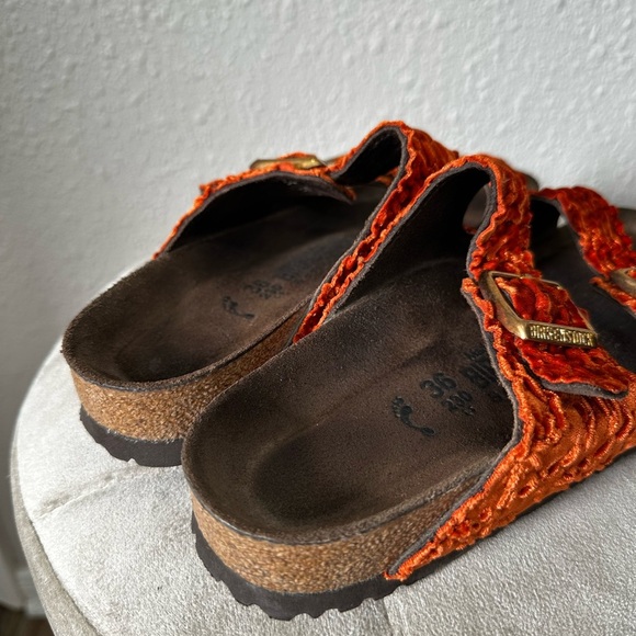 Birkenstock Arizona Crushed Orange Velvet Sandals Size 36 - Picture 3 of 15